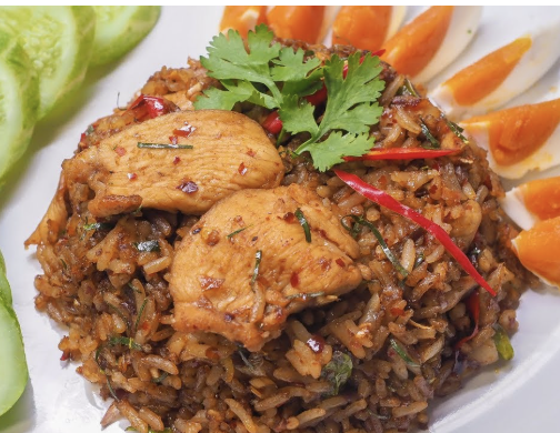 Fried Rice Chicken with Chilli Paste and Vegetables