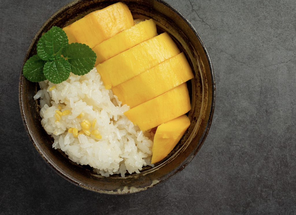 Black Sticky Rice with Fresh Mango